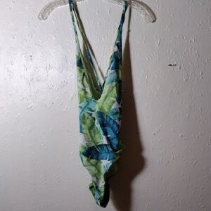 Fashion Nova,Size L,Tropical Leaf Print Swimsuit